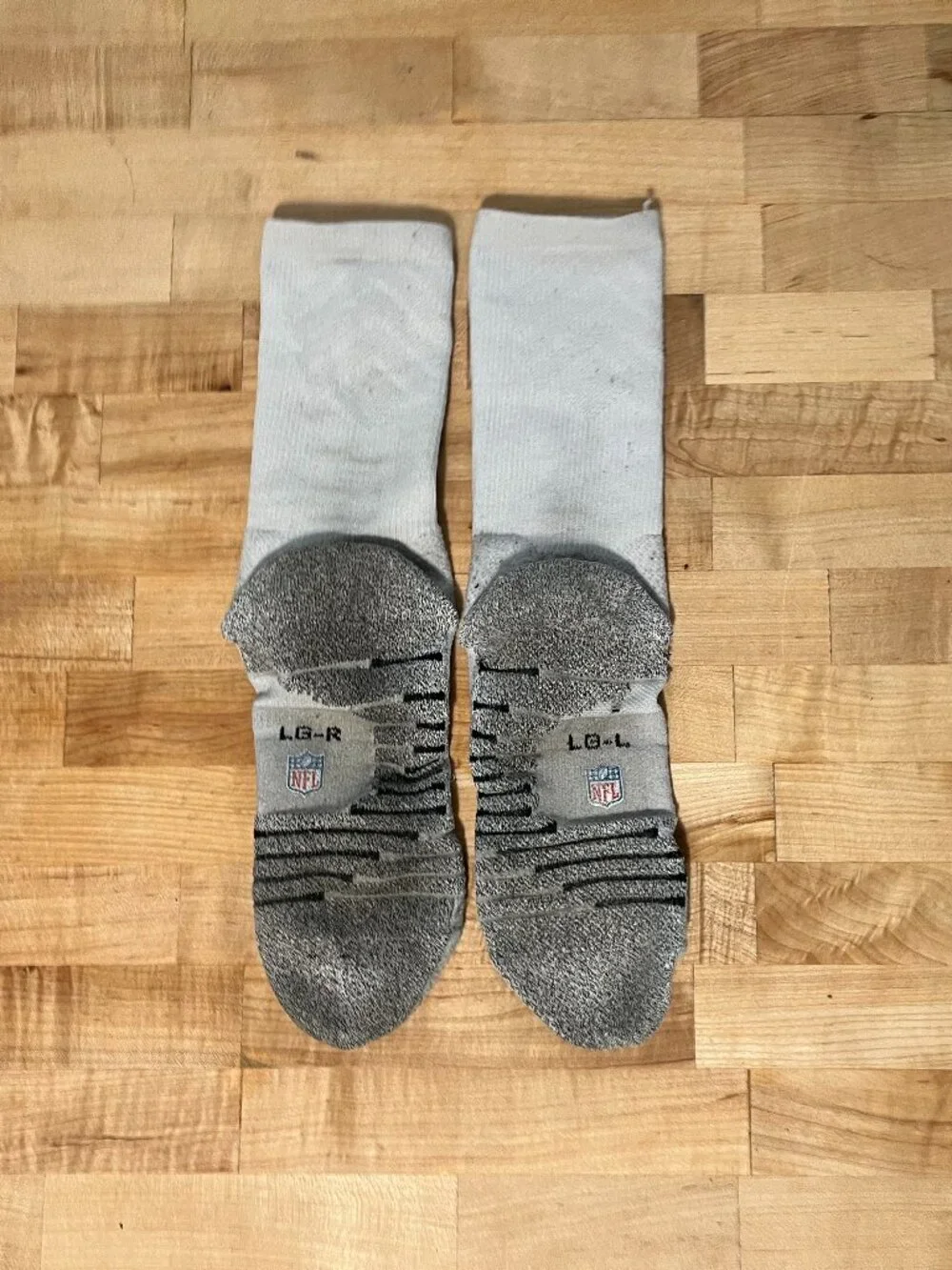 Men's Large 8-12 Nike Elite Grip Football Dri Fit Crew Socks White